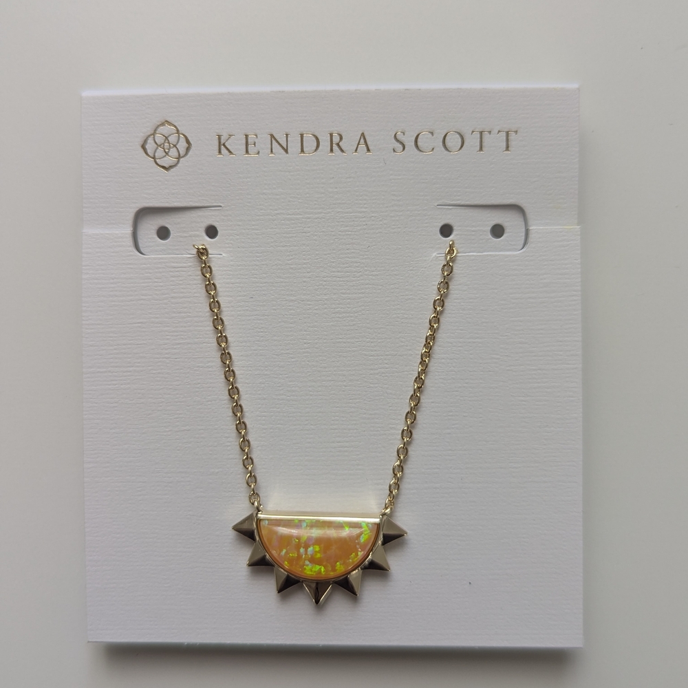 Kendra Scott Gold and Cream Geometric Necklace